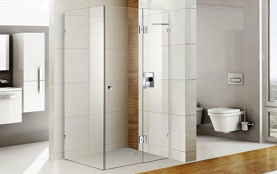דלת מקלחת עוקפת ללא מסגרת אינה בהכרח מפוארת ומפנקת