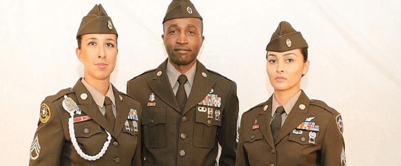 המדים שאנשינו והנשים הצבאיים לובשים הם סמל לעבודתם הקשה ומסירותם להגנה על מדינתנו