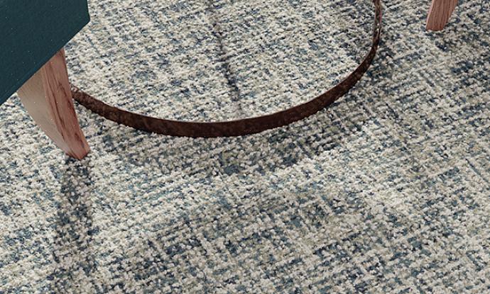 סיבי ניילון הם אחד הסיבים החזקים ביותר המשמשים לשטיחים והוא מועדף בשטיח מסחרי בעל ביצועים גבוהים