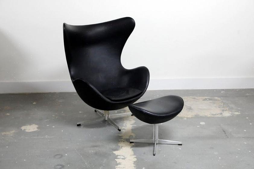 כיסא הביצה - אחד החלקים המושכים את העין שג'ייקובסן תוכנן לרהט את מלון SAS רויאל קופנהגן עם פתיחתו בשנת 1960
