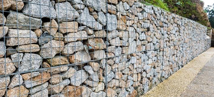 האבנים המשמשות לבניית חומת אבן