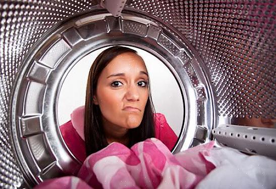 היא להתקין מאוורר מכונת כביסה על פתח האוורור האחורי של מכונת הכביסה הקדמית שלך